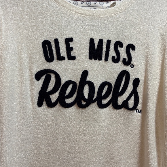 Ole Miss Rebels - Picture 2 of 4